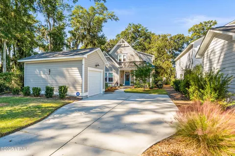 6 Tug Boat Ln, Beaufort, SC 29907