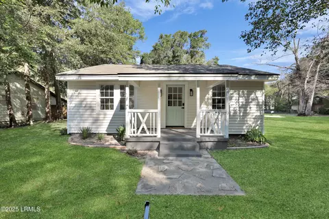 178 5th Ave, Ridgeland, SC 29936