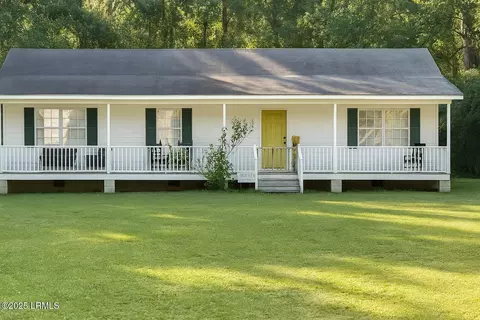 860 Bayshore Dr, Fairfax, SC 29827