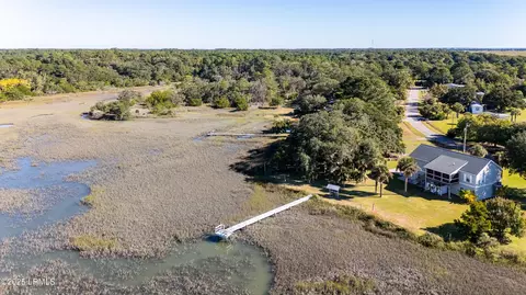 26 View Point Cir, Saint Helena Island, SC 29920