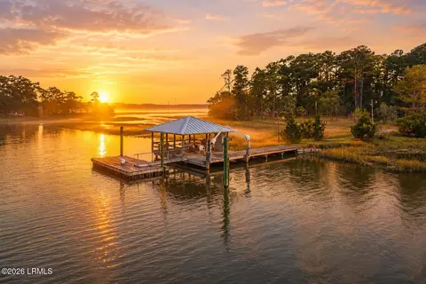 42 Robert Ingram Ct, Okatie, SC 29909