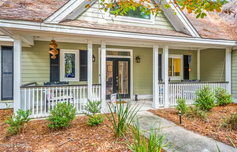 14 Jasper Ln, Beaufort, SC 29907