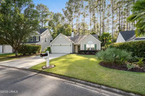 251 Hitching Post Cres, Bluffton, SC 29910 photo 2