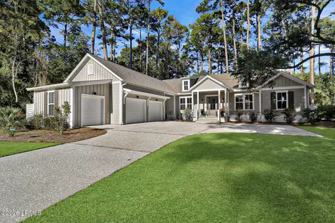 61 Winding Oak Dr, Okatie, SC 29909