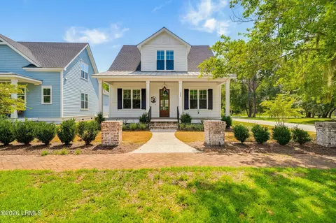 208 Coosaw Point Blvd, Beaufort, SC 29907