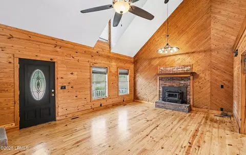Living - 3354 Altman Rd, Hampton, SC 29924 photo 3 of 3
