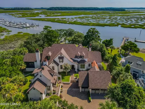 1 Cedar Ln, Hilton Head Island, SC 29926