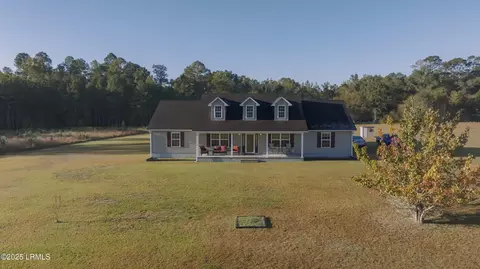 51 Hillcrest Dr, Varnville, SC 29944