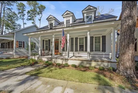 6 Harborview Cir, Beaufort, SC 29907