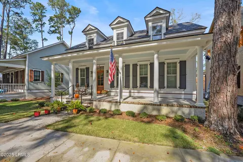 6 Harborview Cir, Beaufort, SC 29907