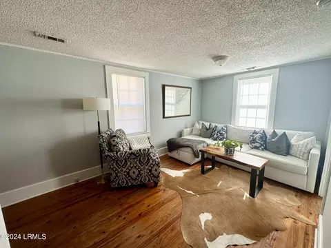 919 Lafayette St, Beaufort, SC 29902