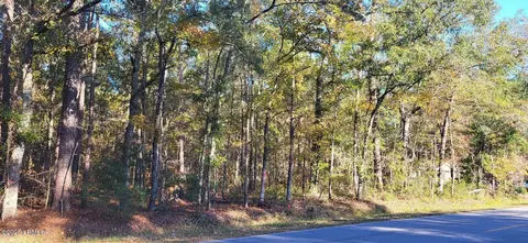 407 Wade Hampton Rd, Hampton, SC 29924