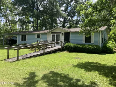 6591 Lowcountry Dr, Ridgeland, SC 29936