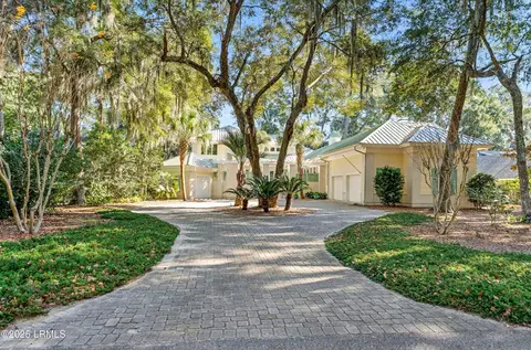 15 Doe Pt, Saint Helena Island, SC 29920