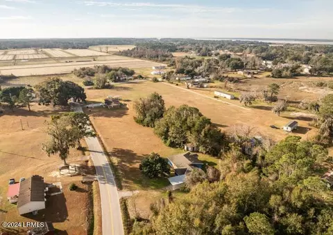 23 Orange Grove Rd, Saint Helena Island, SC 29920