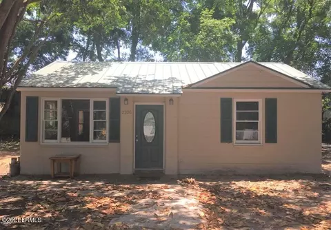 2906 Polk St, Beaufort, SC 29902