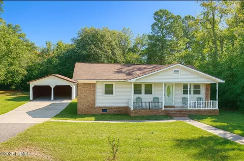20868 Solomon Blatt Ave, Blackville, SC 29817