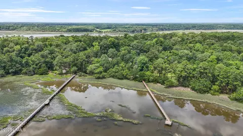 133 Bull Point Dr, Seabrook, SC 29940