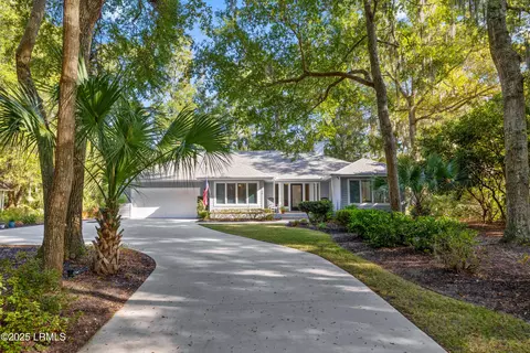 39 Cotton Dike Ct, Saint Helena Island, SC 29920