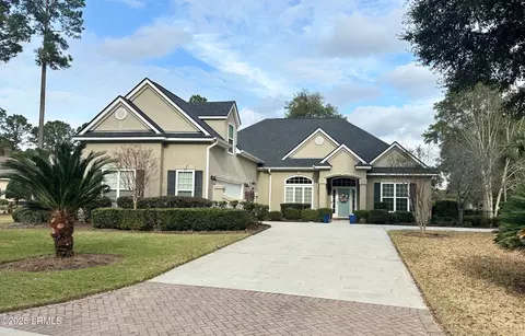 4 Stoney Point Dr, Bluffton, SC 29910