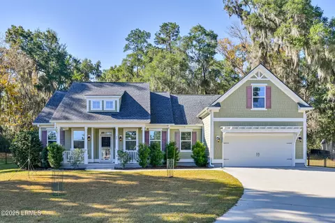 20 Sand Piper Dr, Beaufort, SC 29907