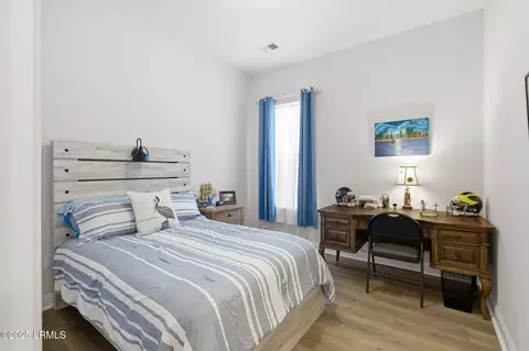 Bedroom - 19 Anchor Bnd, Bluffton, SC 29910 photo 1 of 9