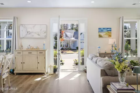 Entry Way - 19 Anchor Bnd, Bluffton, SC 29910 photo 1 of 7