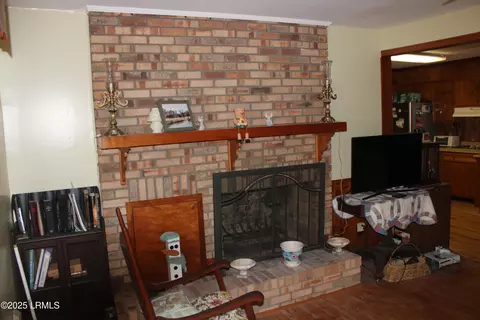 Other - 301 W Pulaski Dr W, Hampton, SC 29924 photo 2 of 3