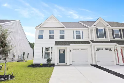 97 Crown St, Hardeeville, SC 29927