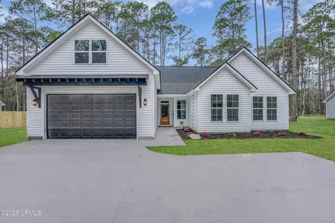 575 Sams Point Rd, Beaufort, SC 29907