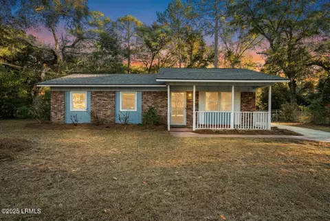 257 Shanklin Rd, Beaufort, SC 29906