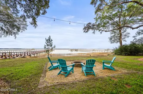 218 Old Plantation Dr W, Beaufort, SC 29907