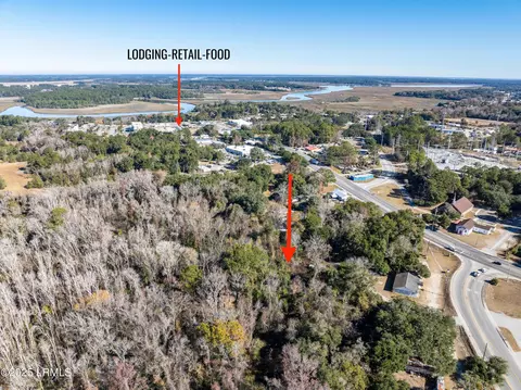 82 Broad River Blvd #B, Beaufort, SC 29906