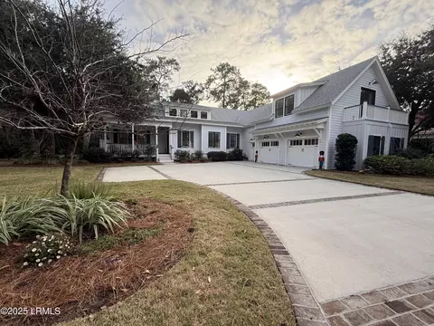 3 Sparrow Nest Pt, Saint Helena Island, SC 29920