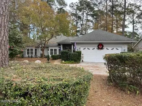 33 Fairway Dr, Bluffton, SC 29910