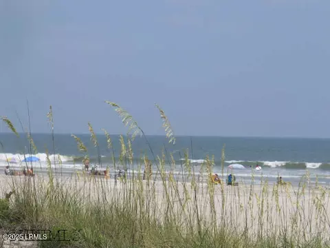 40 Folly Fld #131C, Hilton Head Island, SC 29928