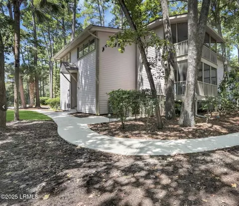 19 Three Mast Ln, Hilton Head Island, SC 29928