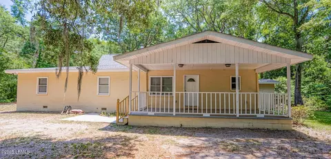 10 Harris Ln, Saint Helena Island, SC 29920