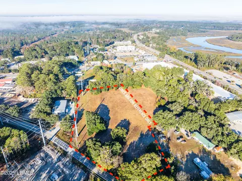 26 Broad River Blvd, Beaufort, SC 29906