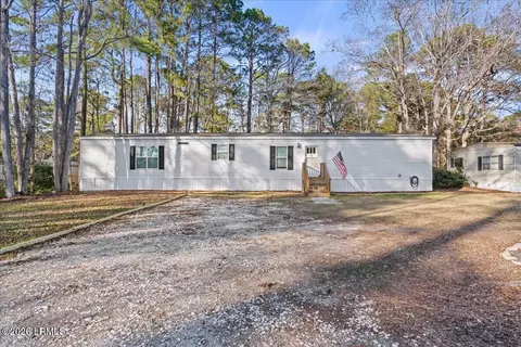 3 Capehart Cir, Beaufort, SC 29906