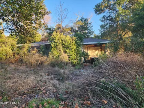 58 Grayson St E, Brunson, SC 29911