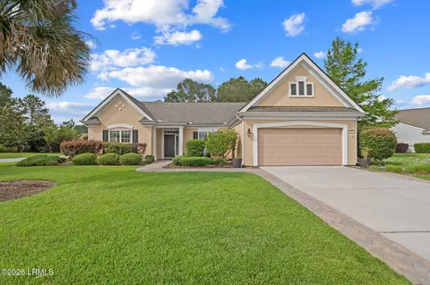 1 Abbotsbury Pl, Bluffton, SC 29910