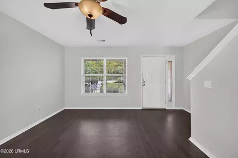 Living - 333 Campus Ln, Bluffton, SC 29909 photo 1 of 3