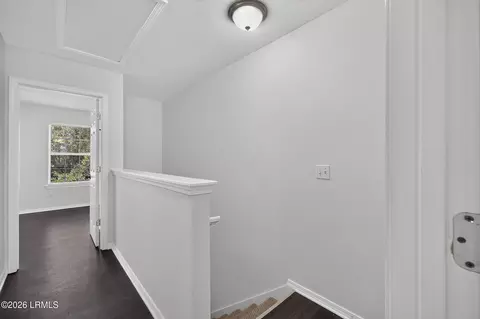 Entry Way - 333 Campus Ln, Bluffton, SC 29909 photo 4 of 5