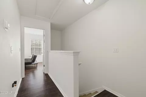Entry Way - 333 Campus Ln, Bluffton, SC 29909 photo 4 of 4