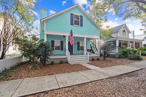 1009 11th St, Port Royal, SC 29935