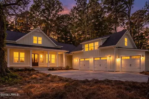 26 Longwood Dr, Okatie, SC 29909