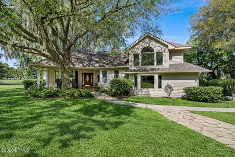 4 Florencia Ct, Hilton Head Island, SC 29926