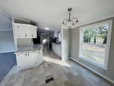 105 Lightsey St, Hampton, SC 29924 photo 5