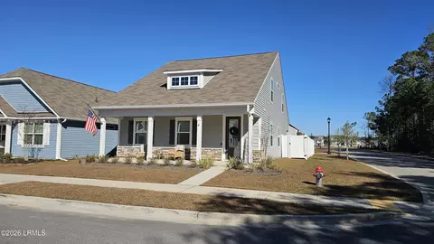 4 Whispering Oaks Cir, Okatie, SC 29909
